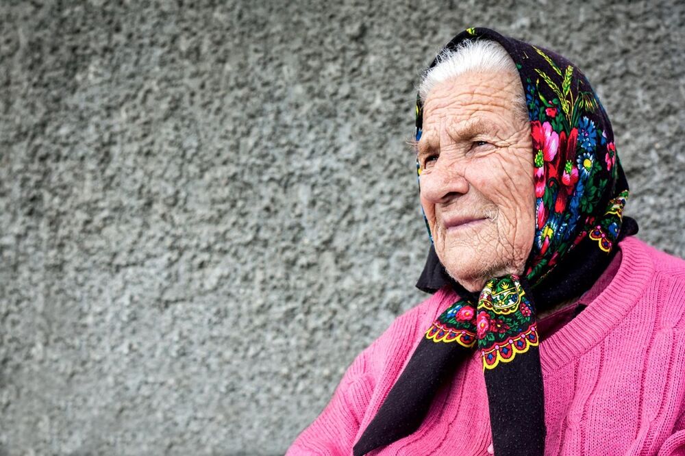 „Kupili smo kuću na selu da tamo ostarimo, a onda je pas osetio da nešto nije u redu: Zvali smo popa, a onda…“