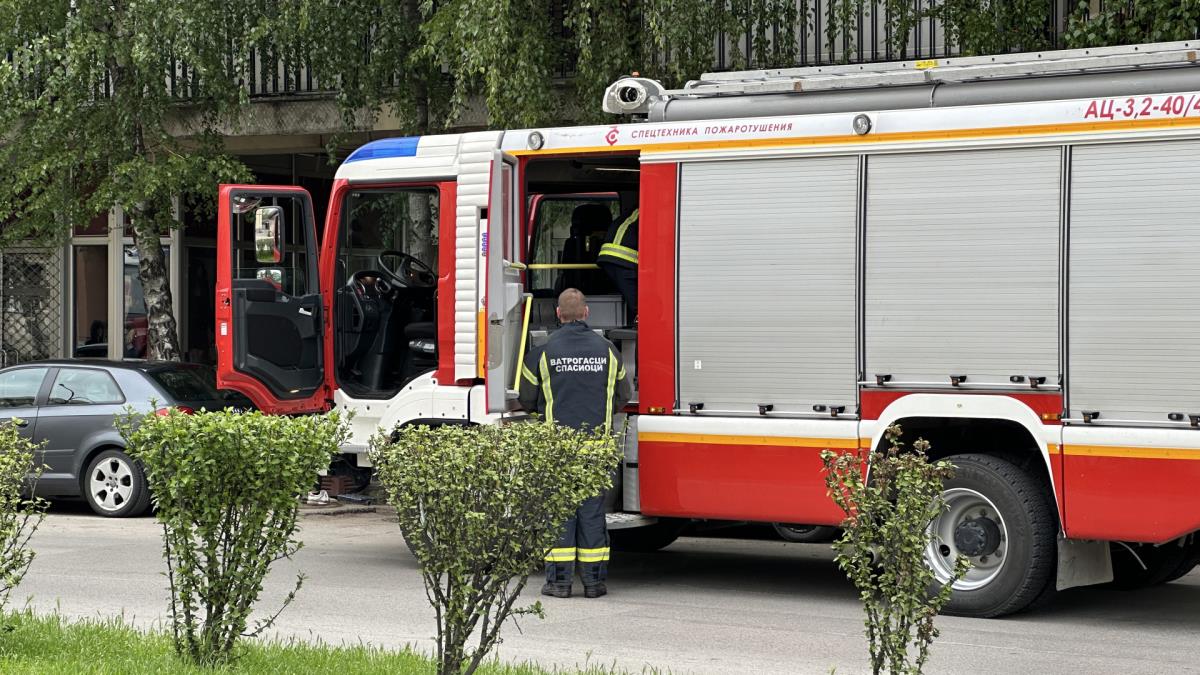 VELIKI POŽAR U VRNJAČKOJ BANJI: Vatra buknula u centru, vatrogasci se izborili sa stihijom (VIDEO)