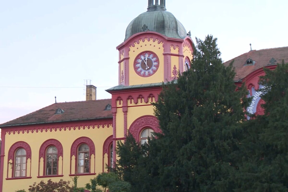 I profesori Karlovačke gimnazije odlučili da 20. januara stupe u potpunu jednodnevnu obustavu rada