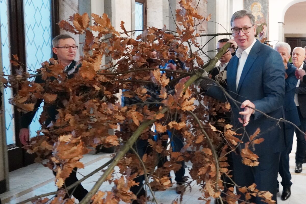 Državni funkcioneri čestitali Božić