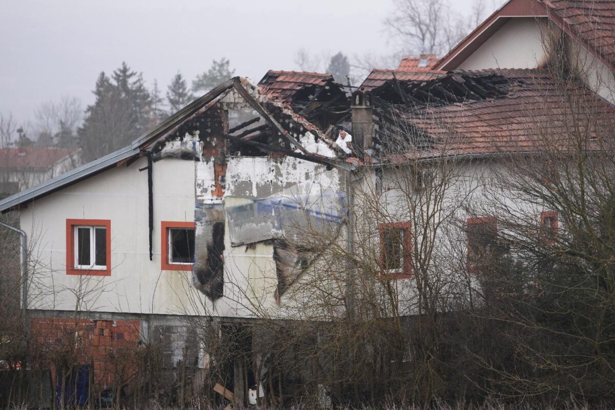 Doktor VMA o stanju povređenih u požaru: Jedna osoba na veštačkoj ventilaciji, jedna puštena kući