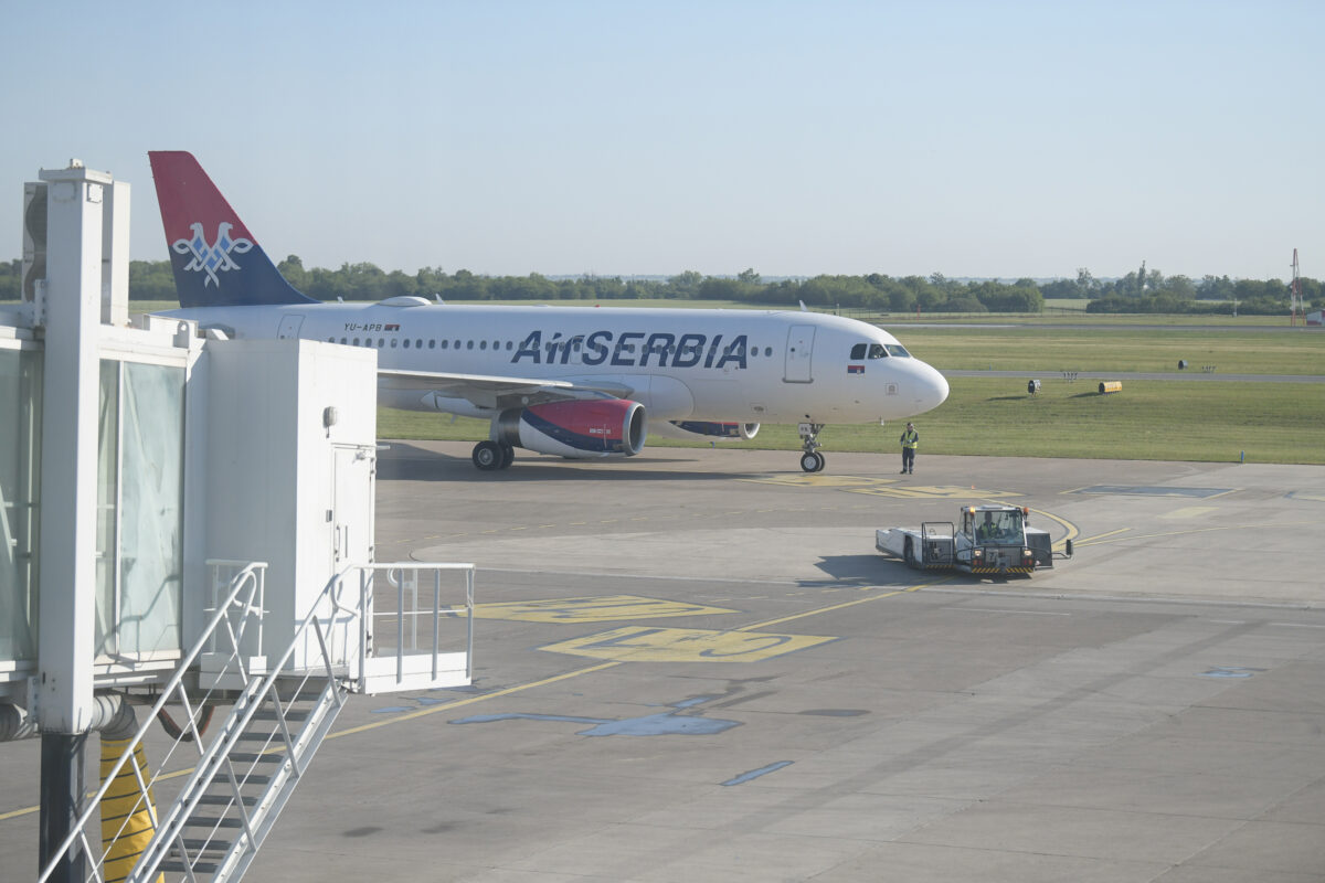 Vozio automobil po aerodromskoj pisti, Direktorat najavljuje najoštrije kazne