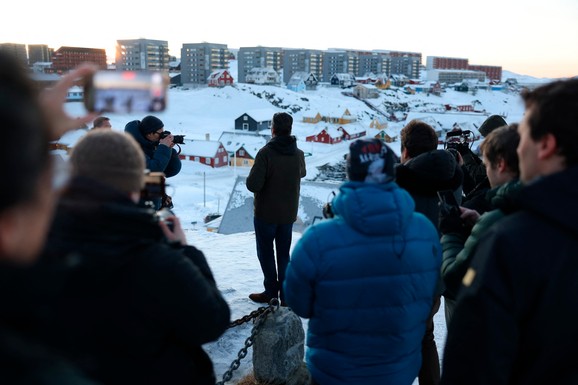 POHOD NA BLAGO GRENLANDA Evo zašto Tramp očajnički želi najveće ostrvo na svetu: „Ovo može da bude uporište za napad, a pogledajte samo bogatstvo“