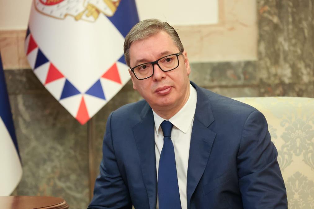 PREDSEDNIK VUČIĆ SA BRITANSKIM AMBASADOROM EDVARDOM FERGUSONOM: Sastanak u zgradi Generalnog sekretarijata predsednika Republike