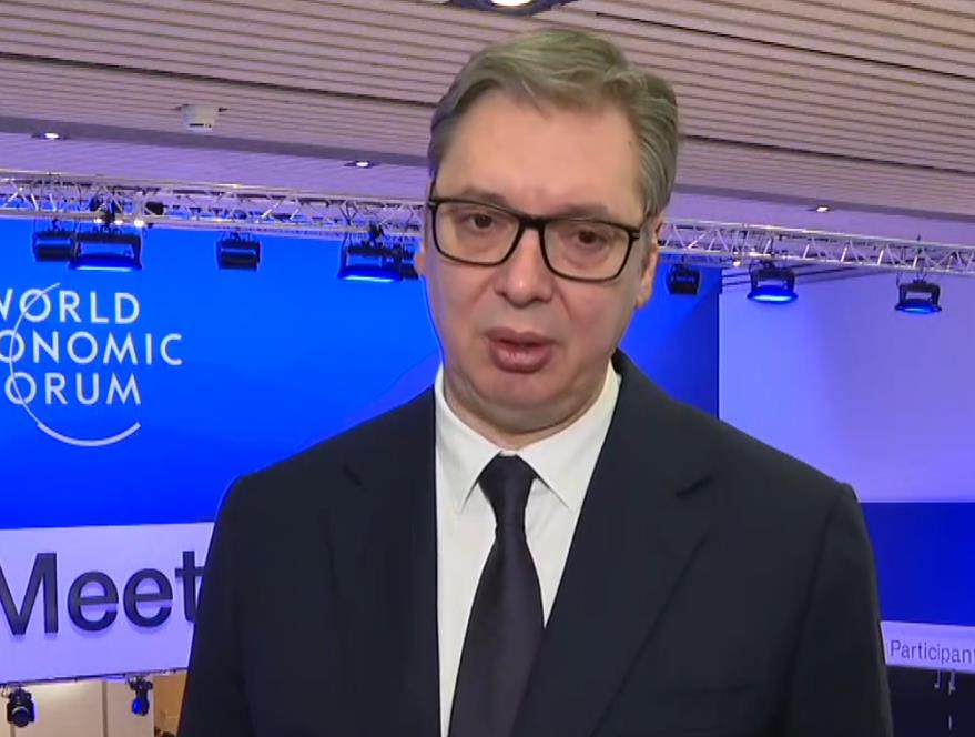 „AKO TRAMP POSTIGNE PRIMIRJE, SVI DA MU DIGNEMO SPOMENIK“ Predsednik Vučić o razrešenju rata u Ukrajini: Navijam za njega da se to dogodi